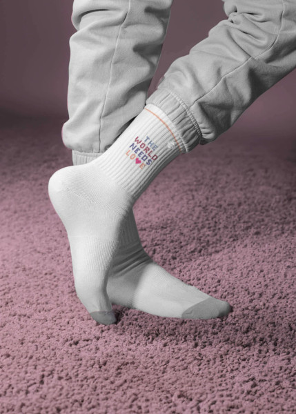 Tennissocken "The World needs Love"